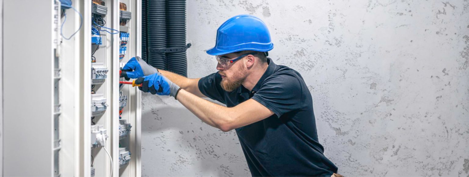 TÉCNICO EM TELECOMUNICAÇÕES